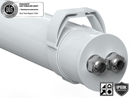 Luce tubolare a LED da 1,5 m 60W IP69K IK10 TB7 per impianti chimici con collegamento passante a 3 o 5 fili e cambio di alimentazione/3CCT/3 fasi tramite DIP switch