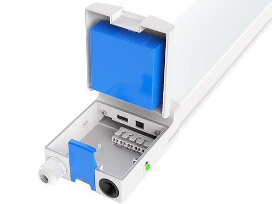 Lampada LED a Prova di Umidità con Design a Installazione Rapida Fino a 160 LPW e Sensore di Movimento Pronta per l'Emergenza per Magazzini e Illuminazione