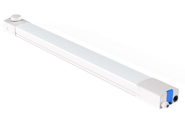 Lampada a prova di umidità D4 LED 160LPW con presa Ready 4 Emergency 4W@3HRS applicata per parcheggi, fabbriche, magazzini con scaffalature basse, ecc.