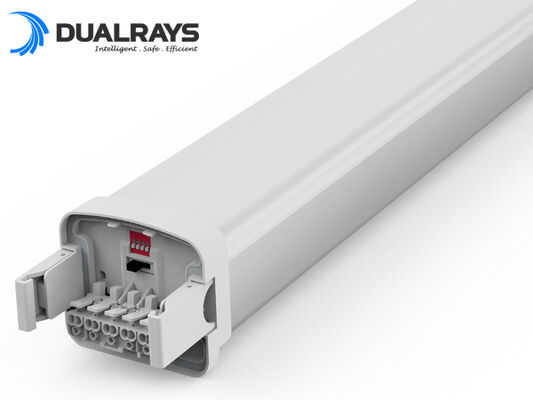 Luce LED D5 da 5 piedi/80 W a prova di umidità con alimentazione commutabile tramite DIP/Efficienza 3 CCT 160 LPW Protezione IP65 IK10